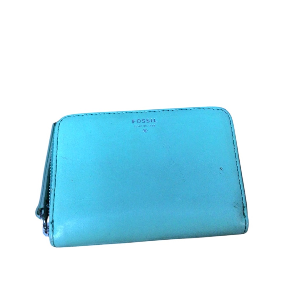 Fossil Sea Foam Green Zip Around Leather Wallet